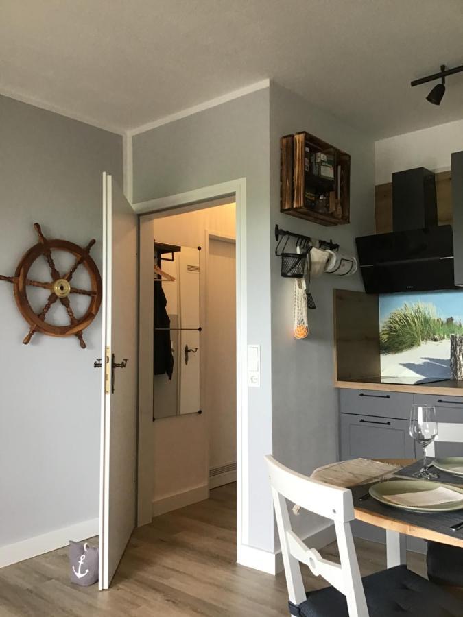 Liebevoll renovierte Ferienwohnung Lüttje Koje Dornum Buitenkant foto