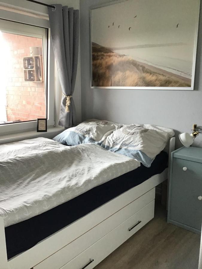 Liebevoll renovierte Ferienwohnung Lüttje Koje Dornum Buitenkant foto
